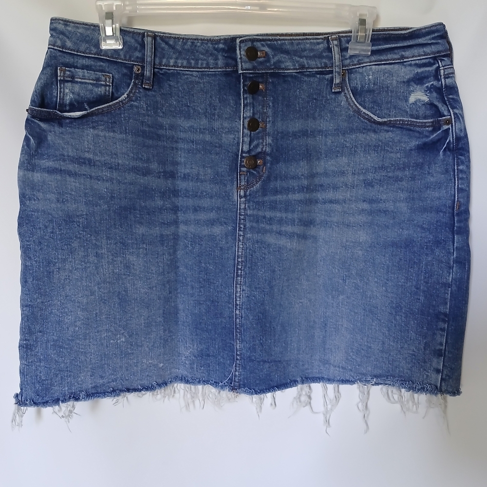 Old Navy Vintage Womens Jean Mini Skirt Size 18 Color Denim Blue